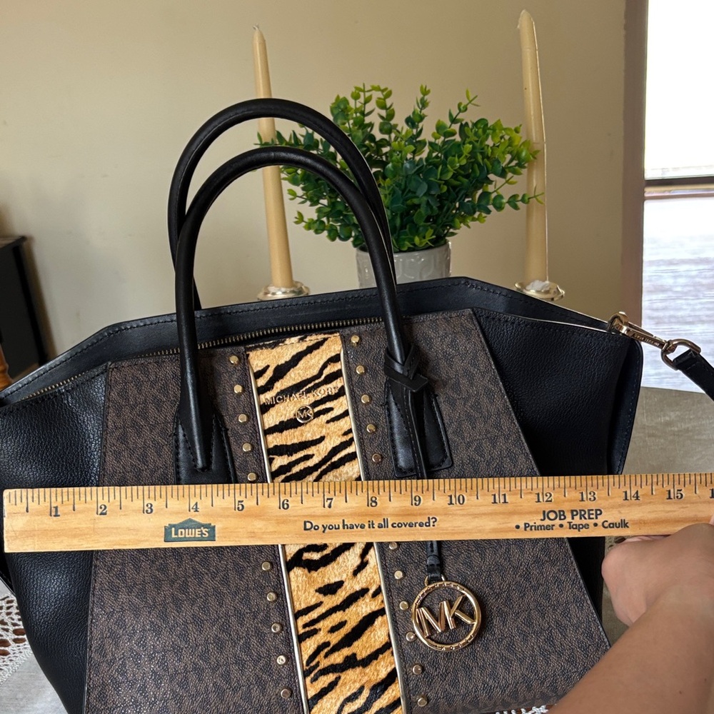 Michael Kors Avril Satchel with Tiger Animal Print - Picture 3 of 7